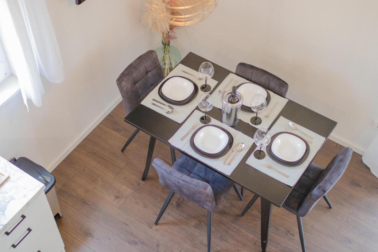 Apartments Aki Малинска Экстерьер фото