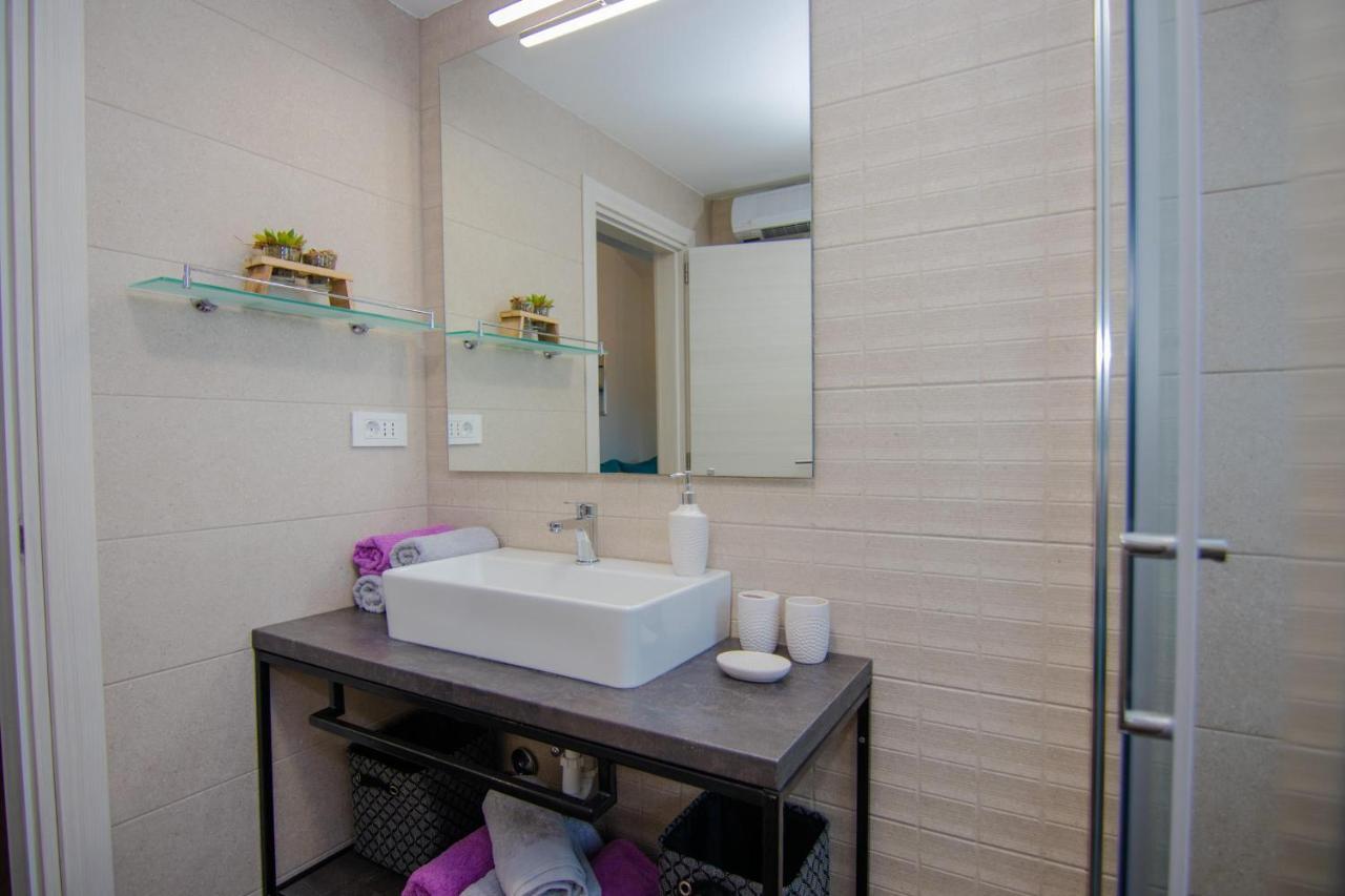 Apartments Aki Малинска Экстерьер фото