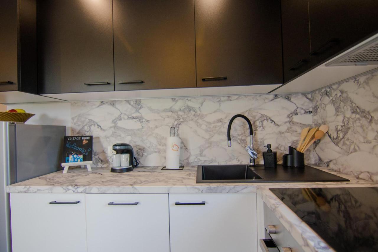 Apartments Aki Малинска Экстерьер фото